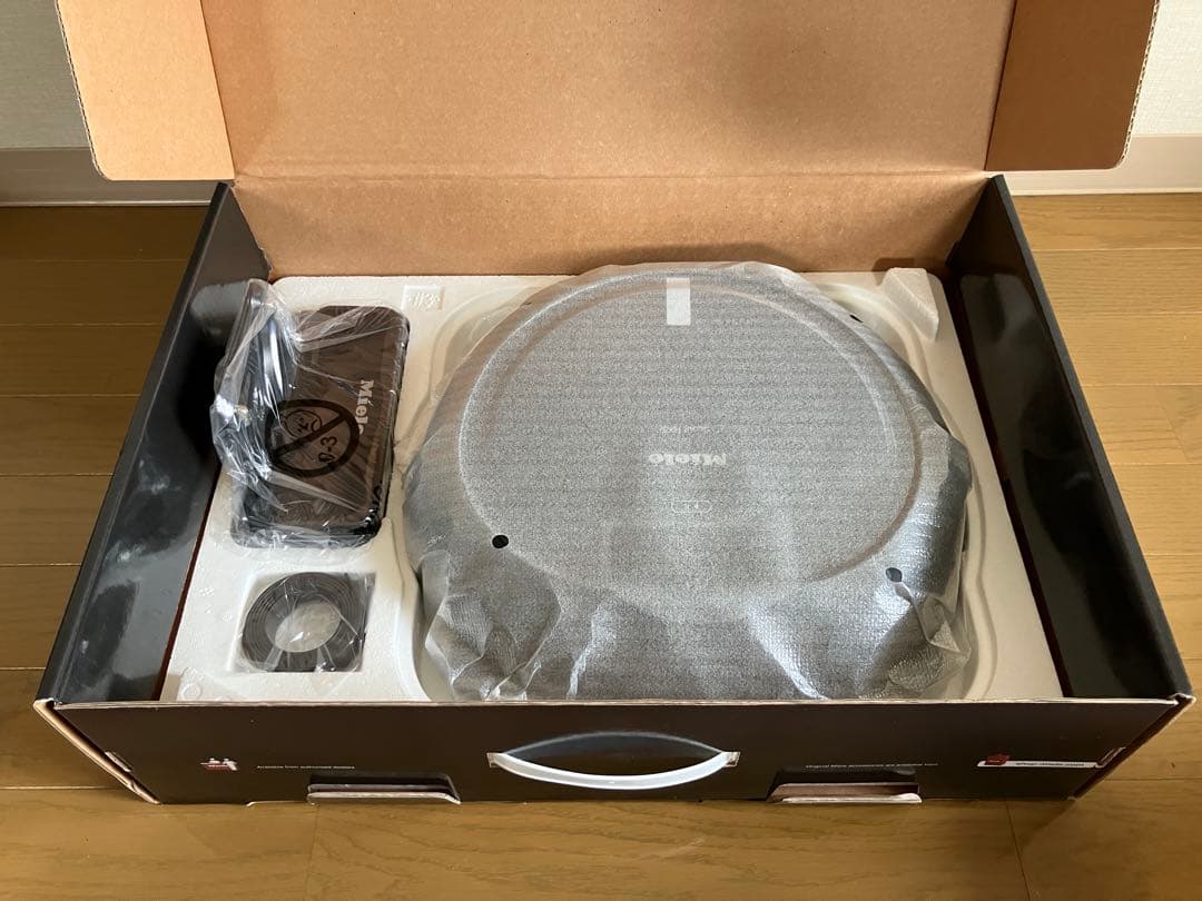 【るみるみ】Miele ロボット掃除機　Scout RX3 ブラック