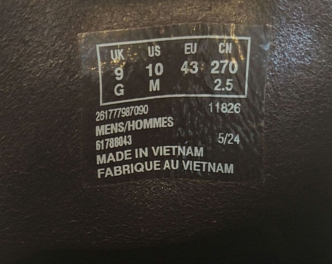 Clarks Originals ダークブラウン デザートロンドン