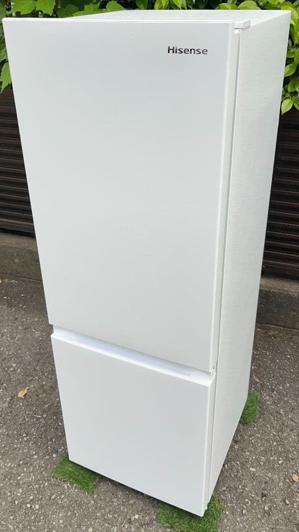 ハイセンス大型2ドア冷凍冷蔵庫175L LED照明自動霜取り機能付き2023年製