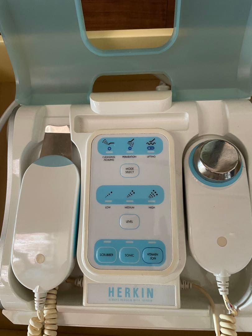 動作確認済　定価¥104,500エステサロン業務用美顔器HERKIN3000