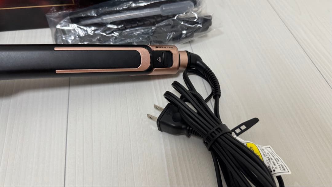 美品VS SASSOON スチームストレートヘアアイロン VSS-9900/KJ