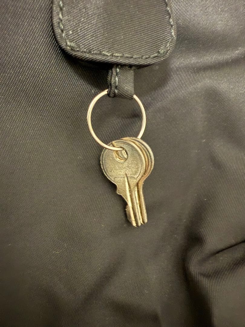 【正規品】PRADA ナイロン ビジネスバッグ 南京錠付き トラベル用 大容量