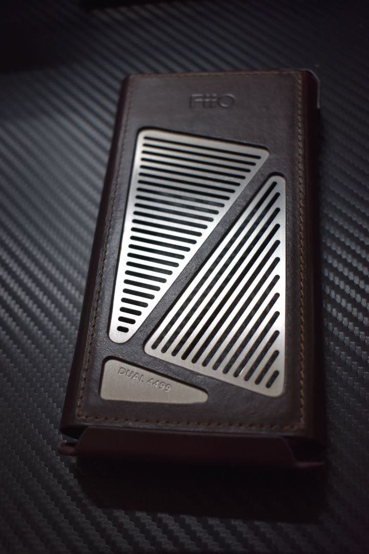 ポータブルプレーヤー FiiO M15