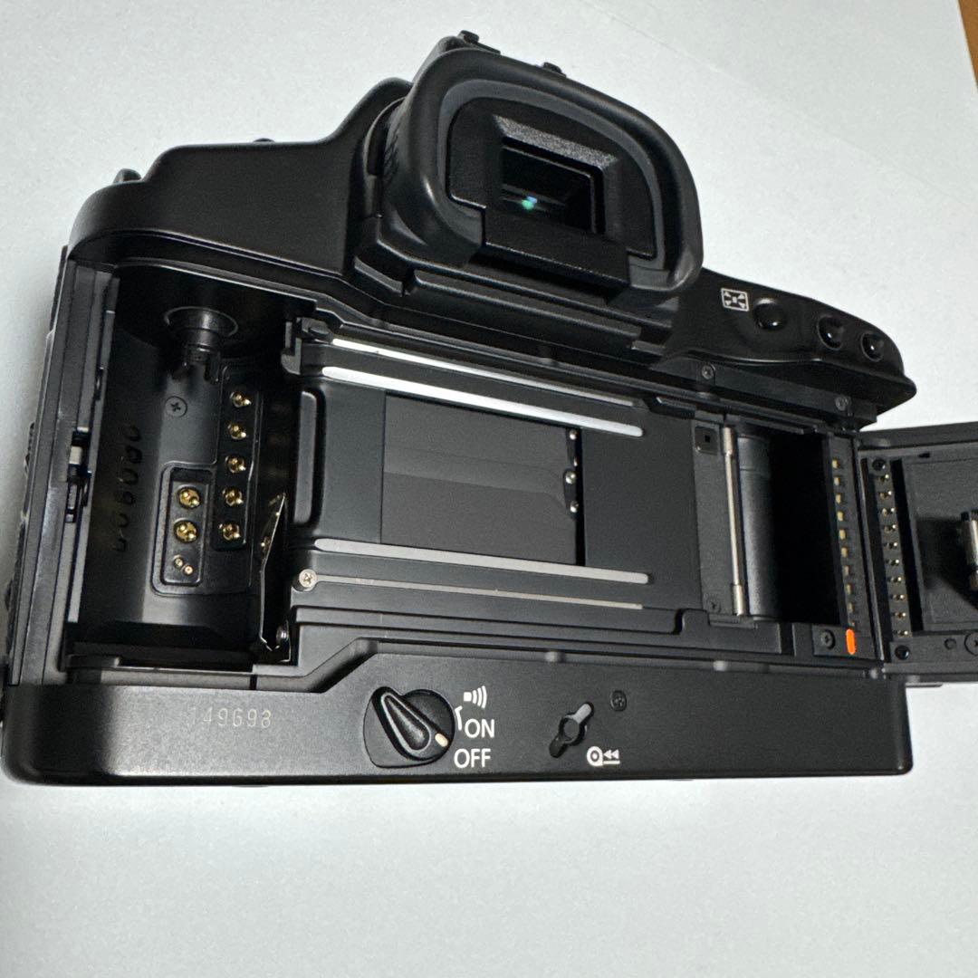 フィルムカメラ Canon EOS-1v