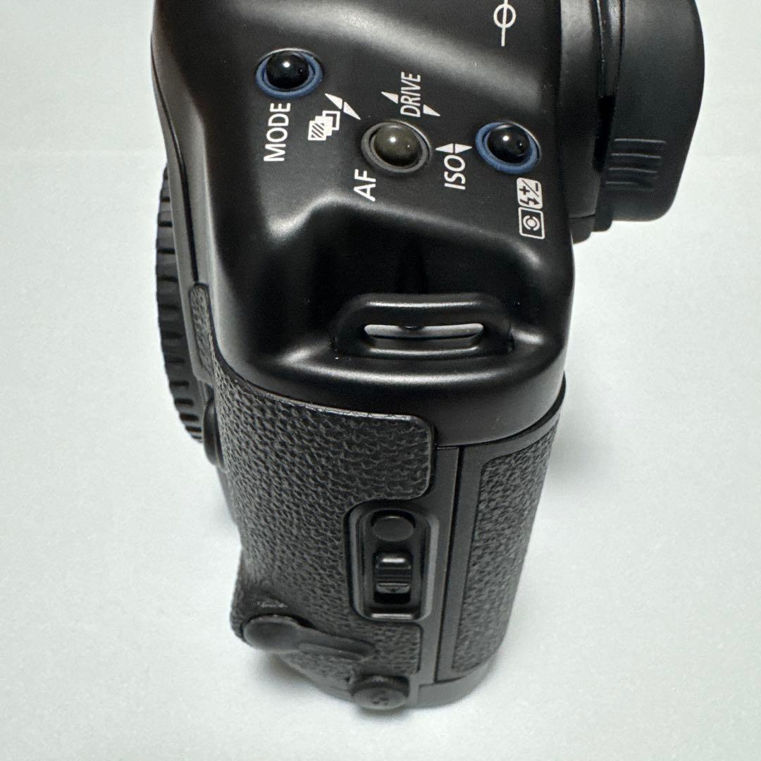 フィルムカメラ Canon EOS-1v