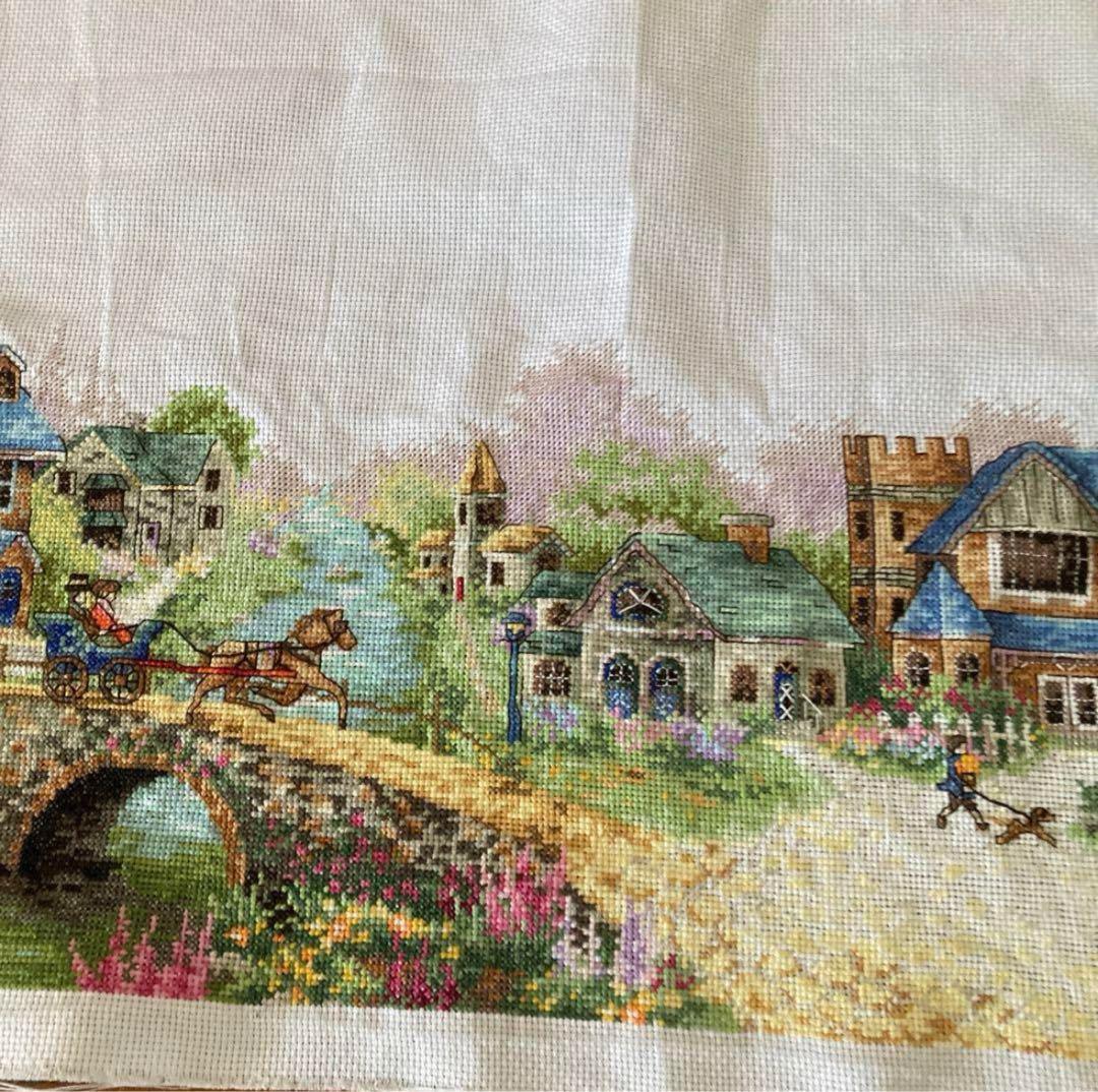 圧巻！160センチのクロスステッチ作品