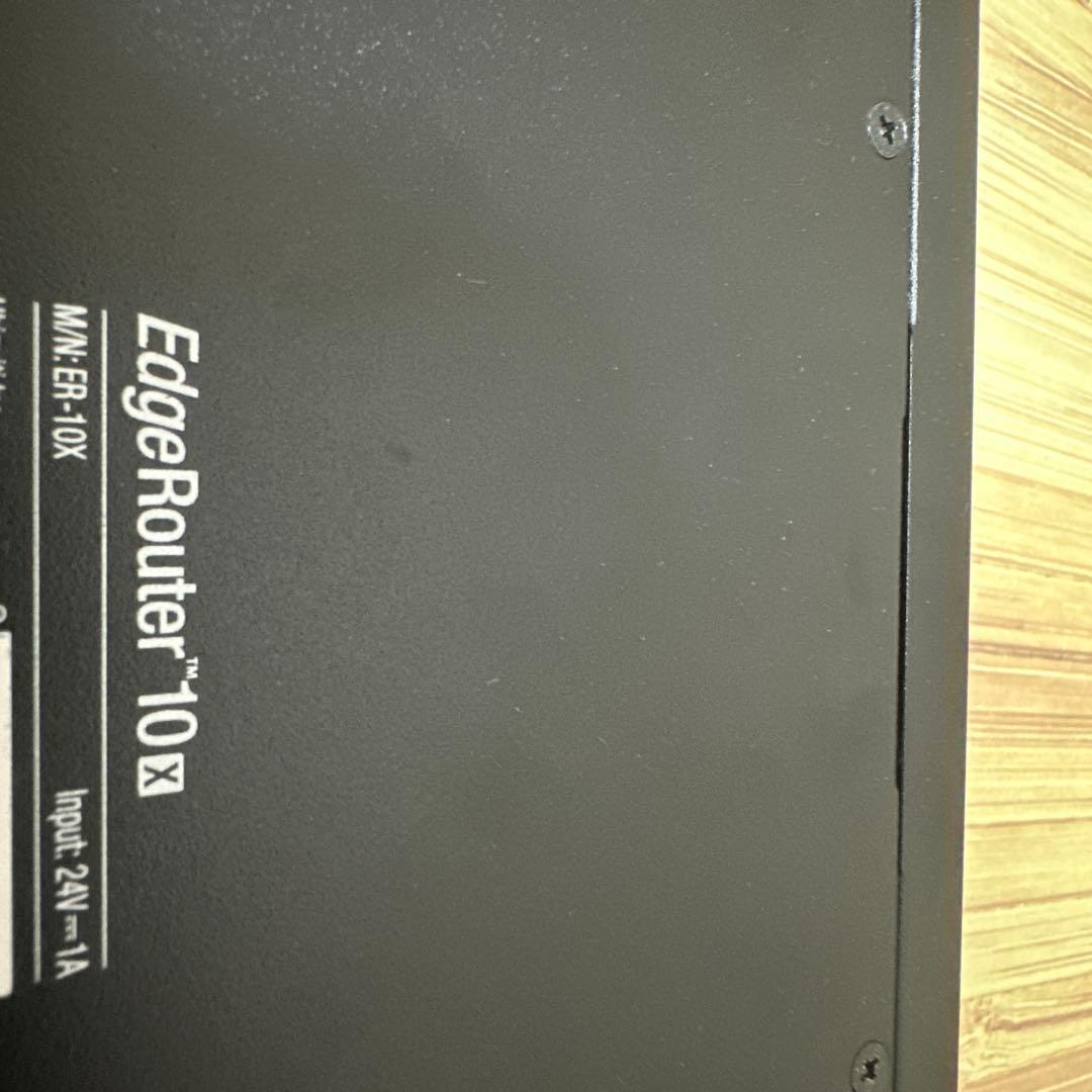 Ubiquiti 製のルーター EdgeRouter 10X ER-10X