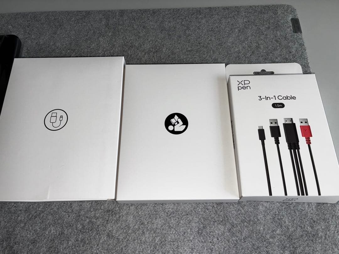 XPPen Artist 15.6 Pro V2 液タブ 付属品完備