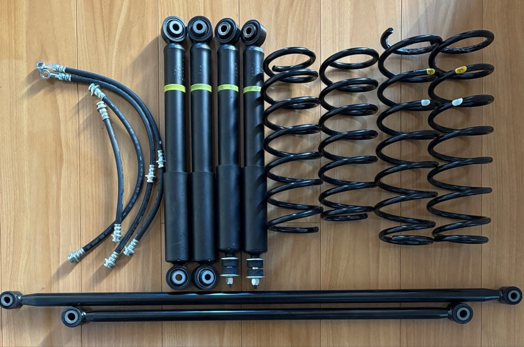 ジムニーjb64 純正サスペンションキット