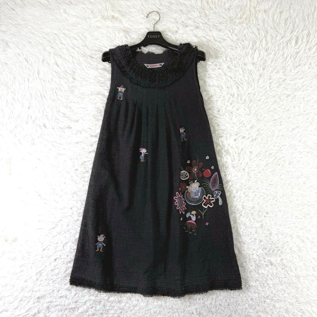 オレボレブラ ワンピース ノースリーブ 白雪姫 ブタさん 刺繍 フリル