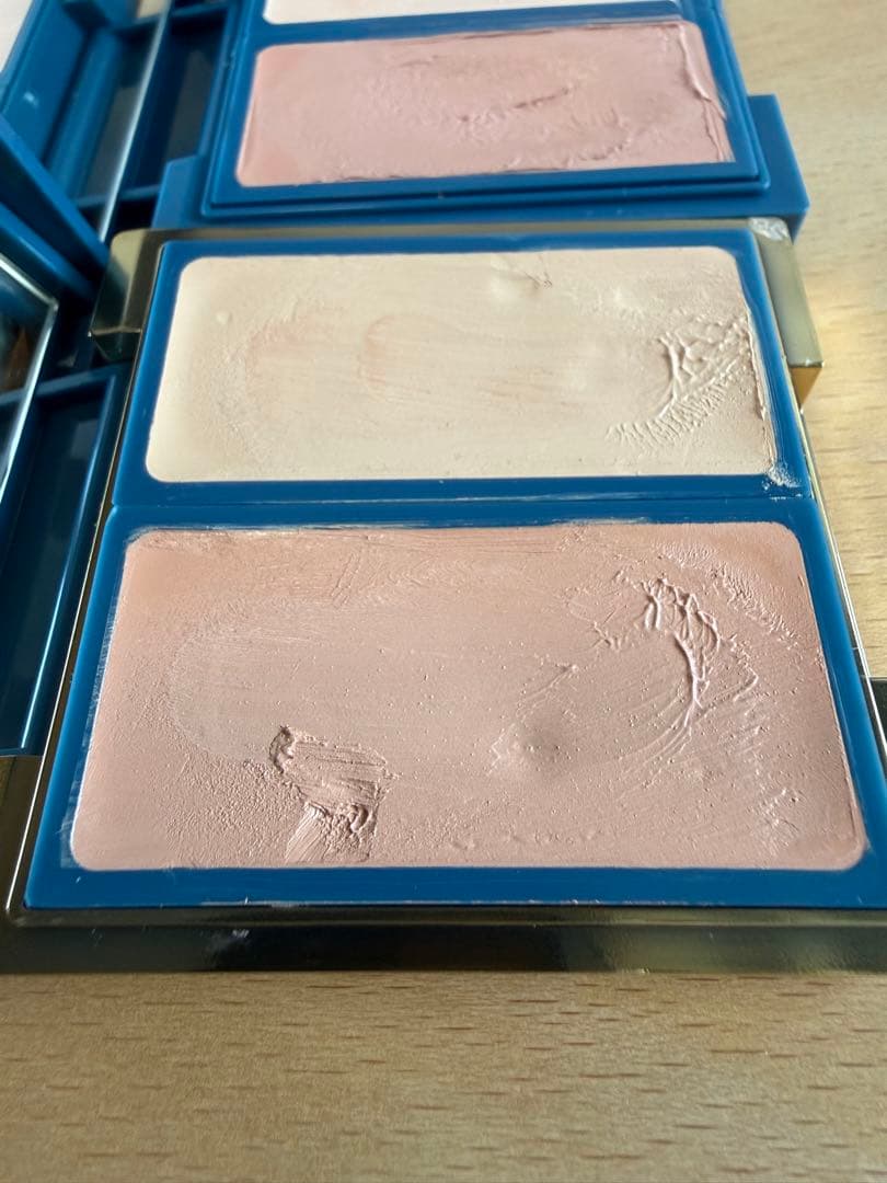 BYTFビーワイティーエフグロウアップコンシーラーヌードオレンジバニラピンク