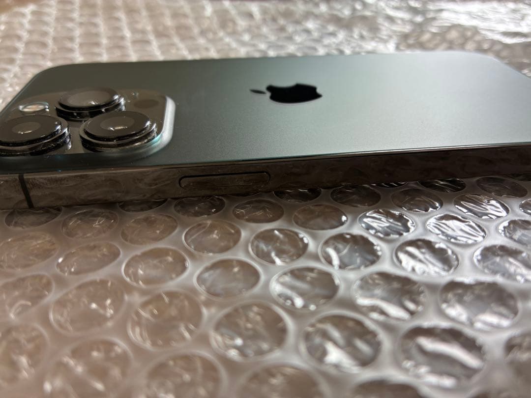 iPhone 13 Pro グラファイトカラー