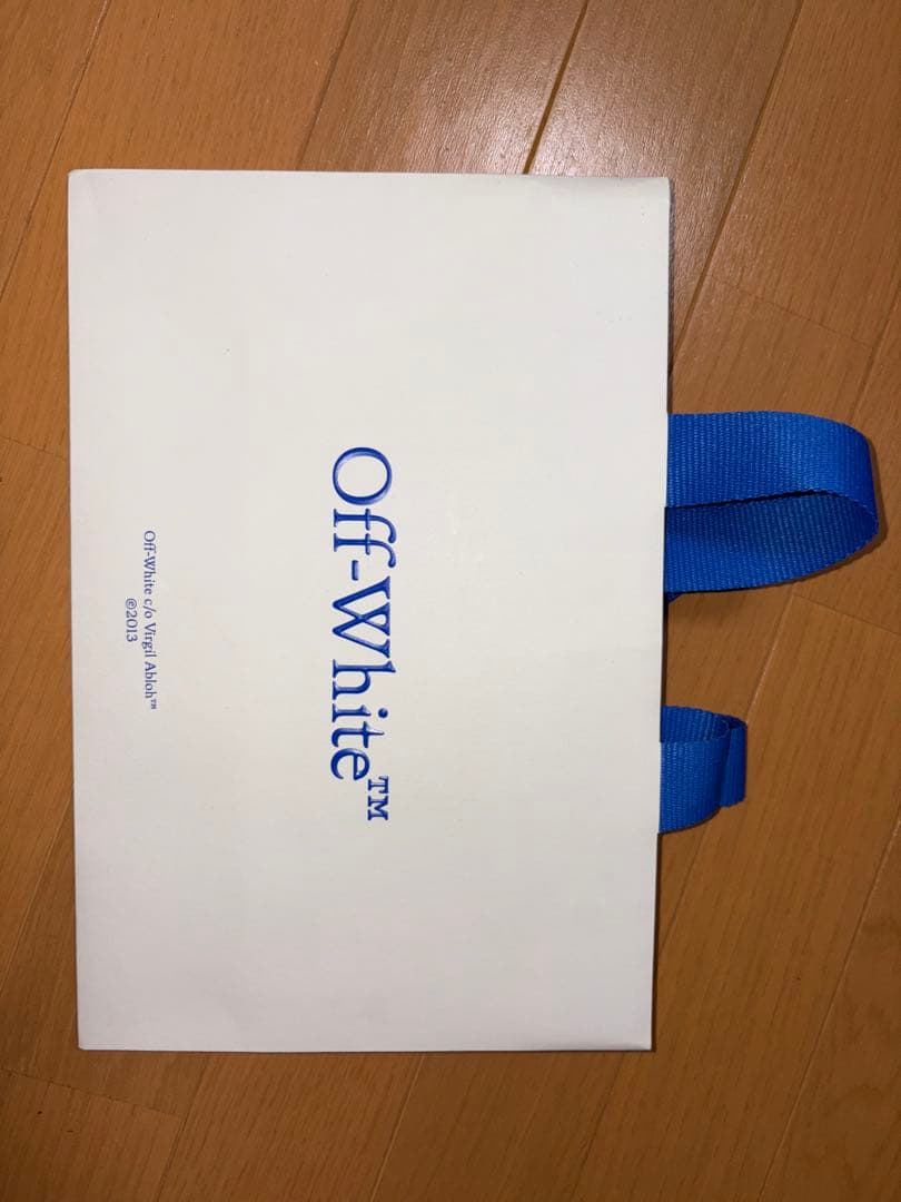 off-whiteビーニー