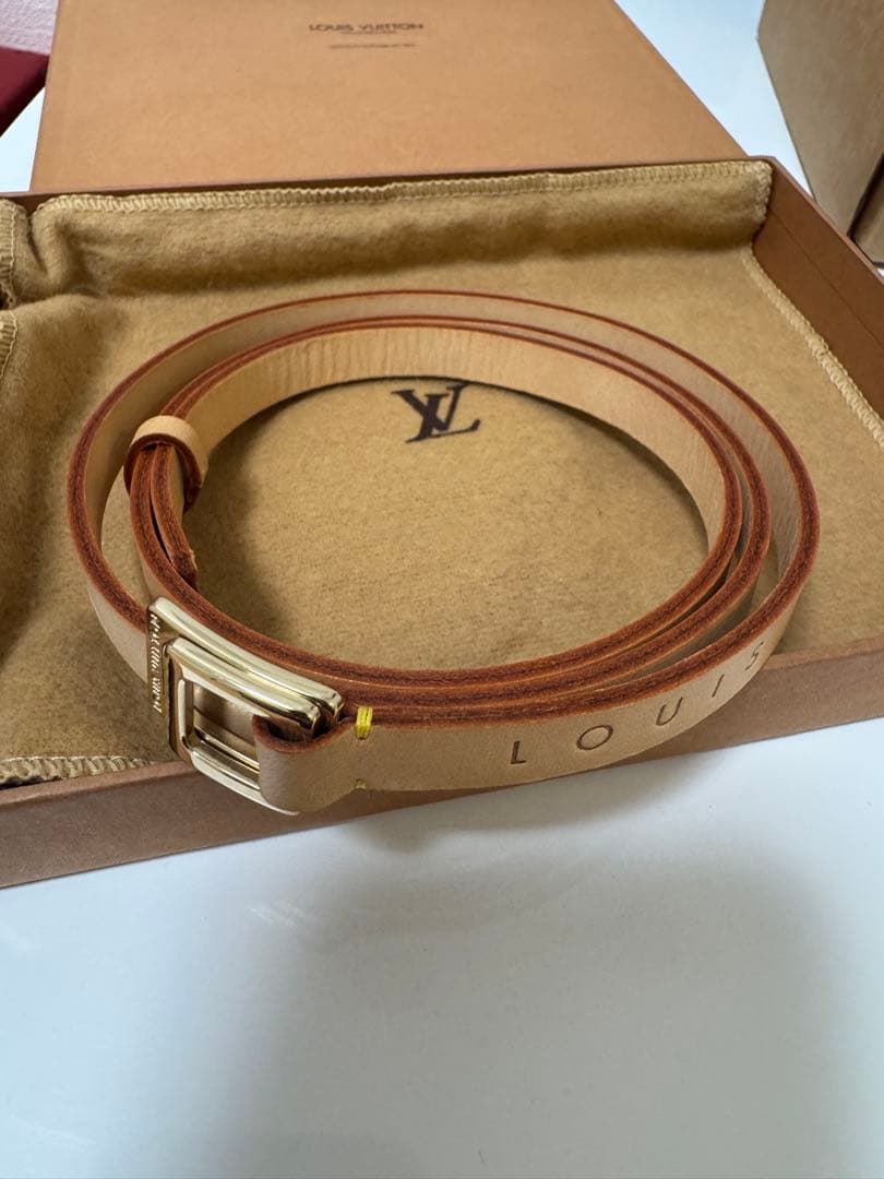 【sarry】LOUIS VUITTON ベージュ レザーベルト