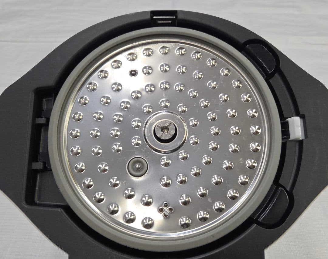 SHARP 水なし自動調理鍋ヘルシオ 2.4Lタイプ KN-HW24G