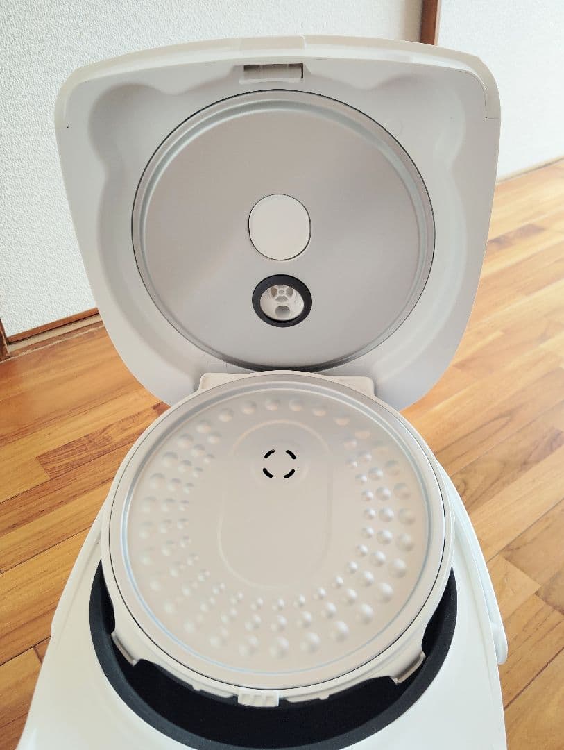 TOSHIBA RC-10MSL 炊飯器 ホワイト