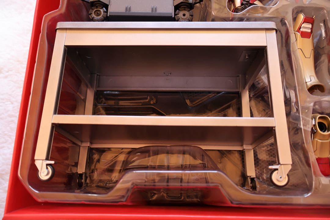 t*s様 ホットトイズ　『アイアンマン３』トニー・スターク（開発作業版）