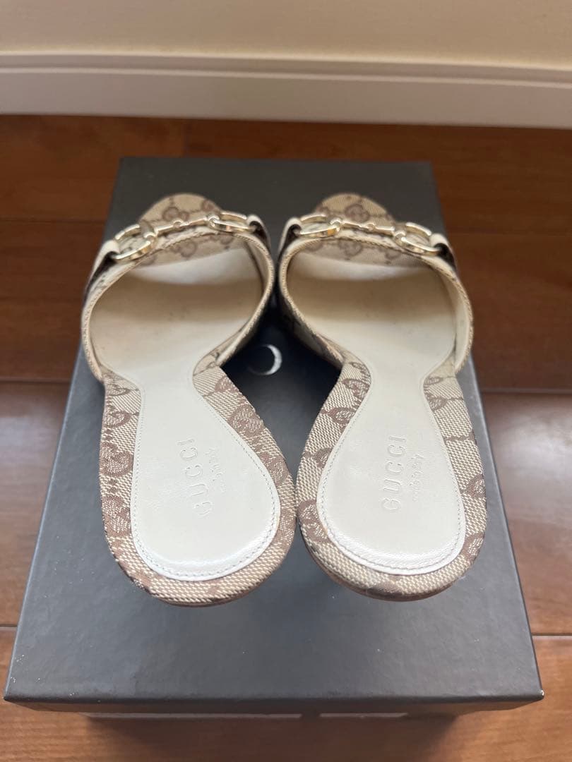 GUCCIサンダル23.5センチ