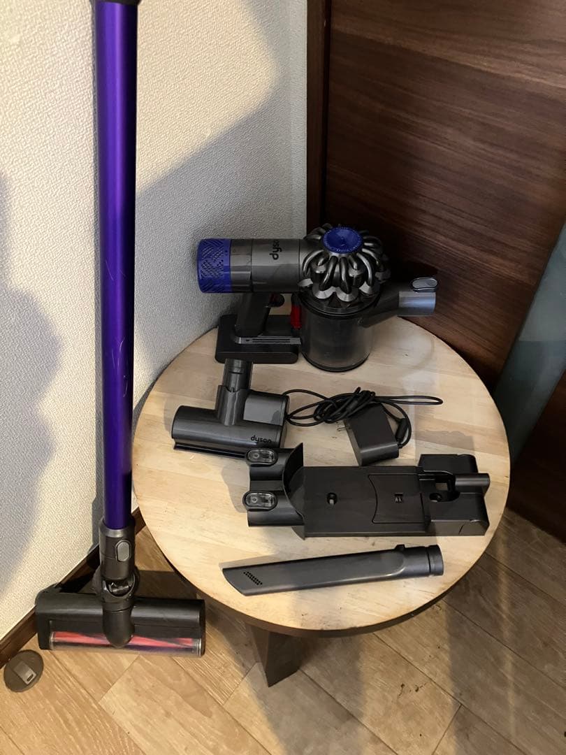 ダイソン V6 内部分解清掃済み 掃除機