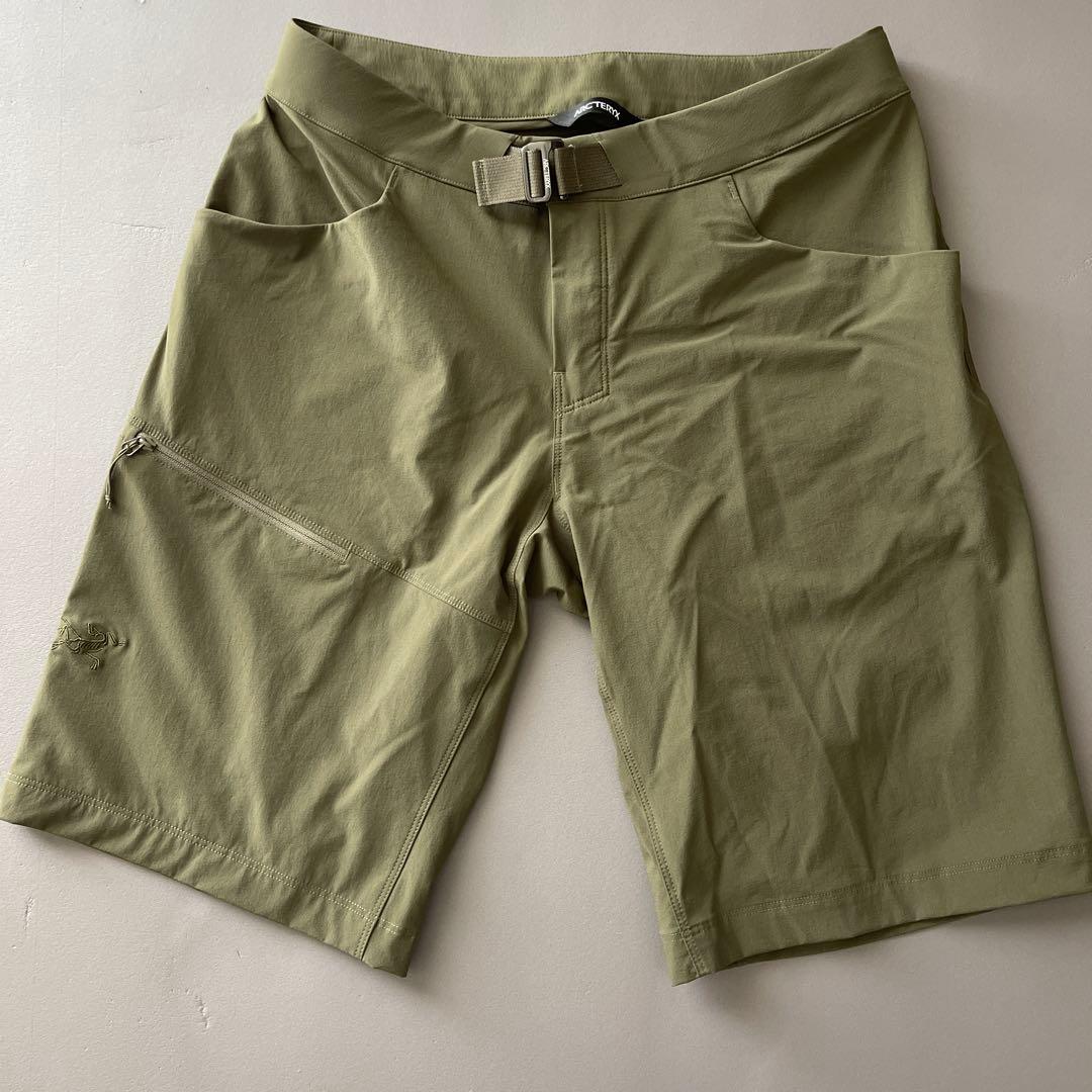 ARC'TERYX ショートパンツ
