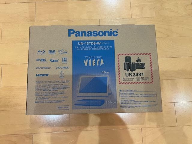 Panasonic VIERA UN-15TD9-W 15インチ