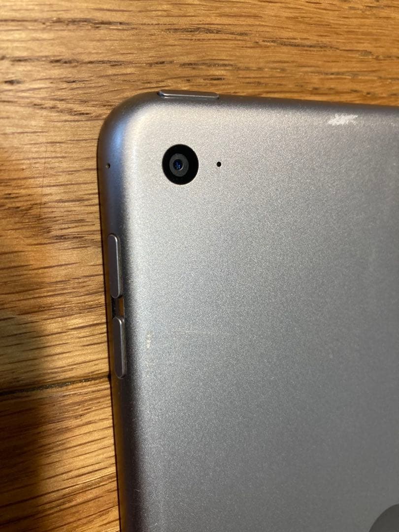 【本体】iPad mini 4 Wi-Fi 128GB