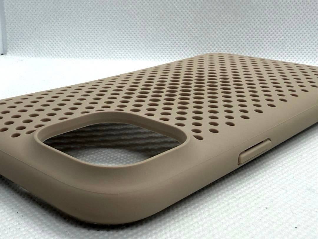 AndMesh アンドメッシュ iPhone14 ケース ベージュ