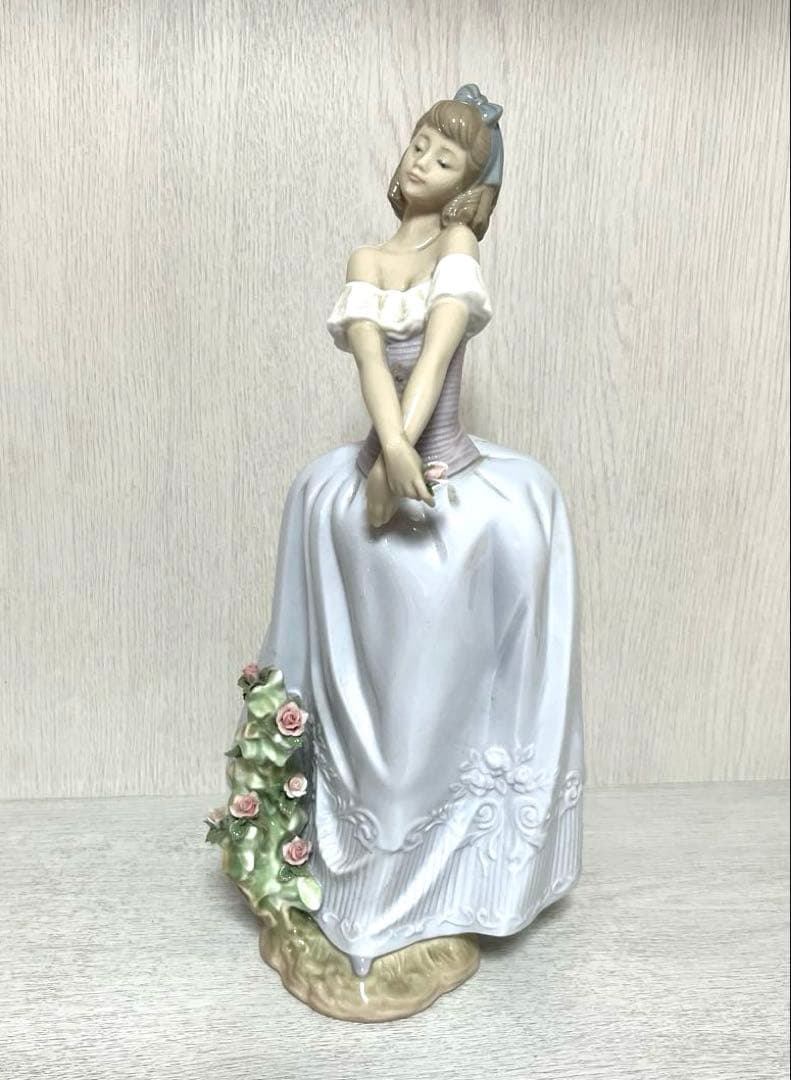 Lladro リヤドロ/初恋／フィギュリン/6712/