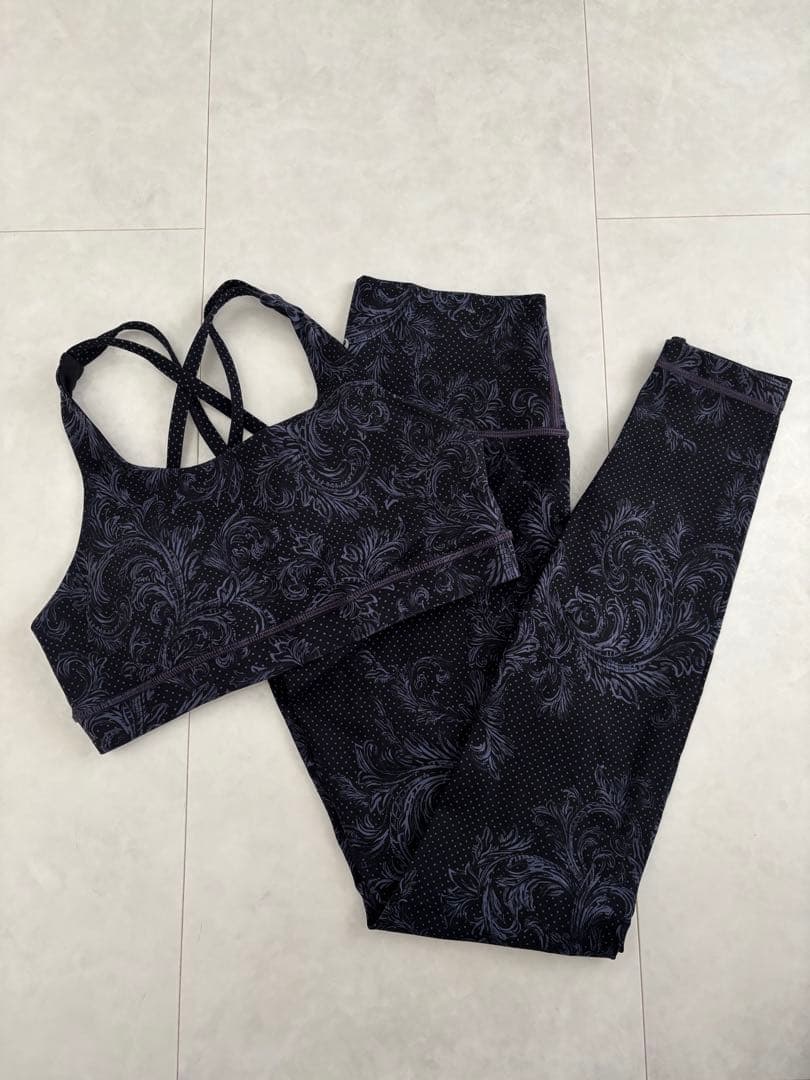 lululemon ヨガウェアセット