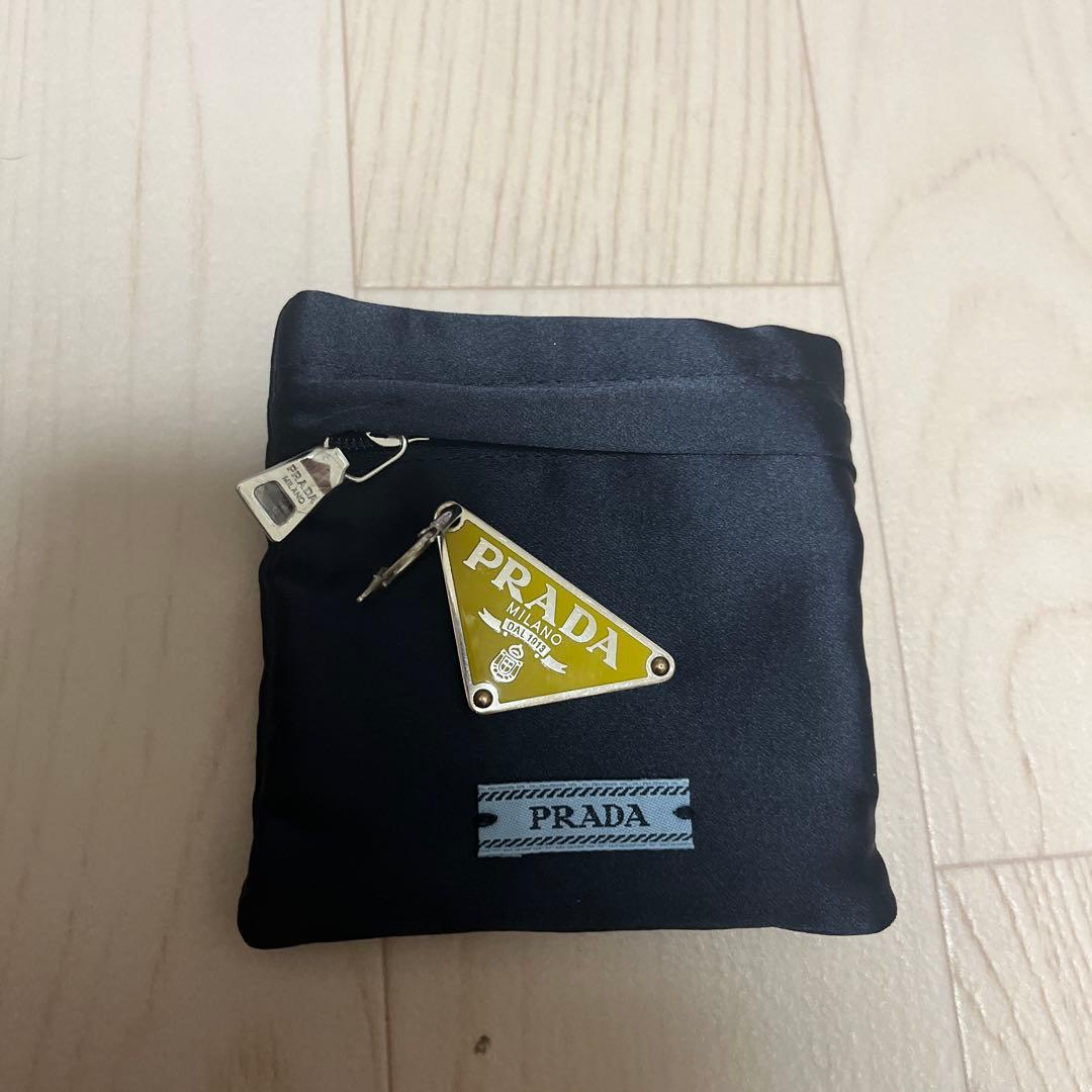 PRADA ピアス