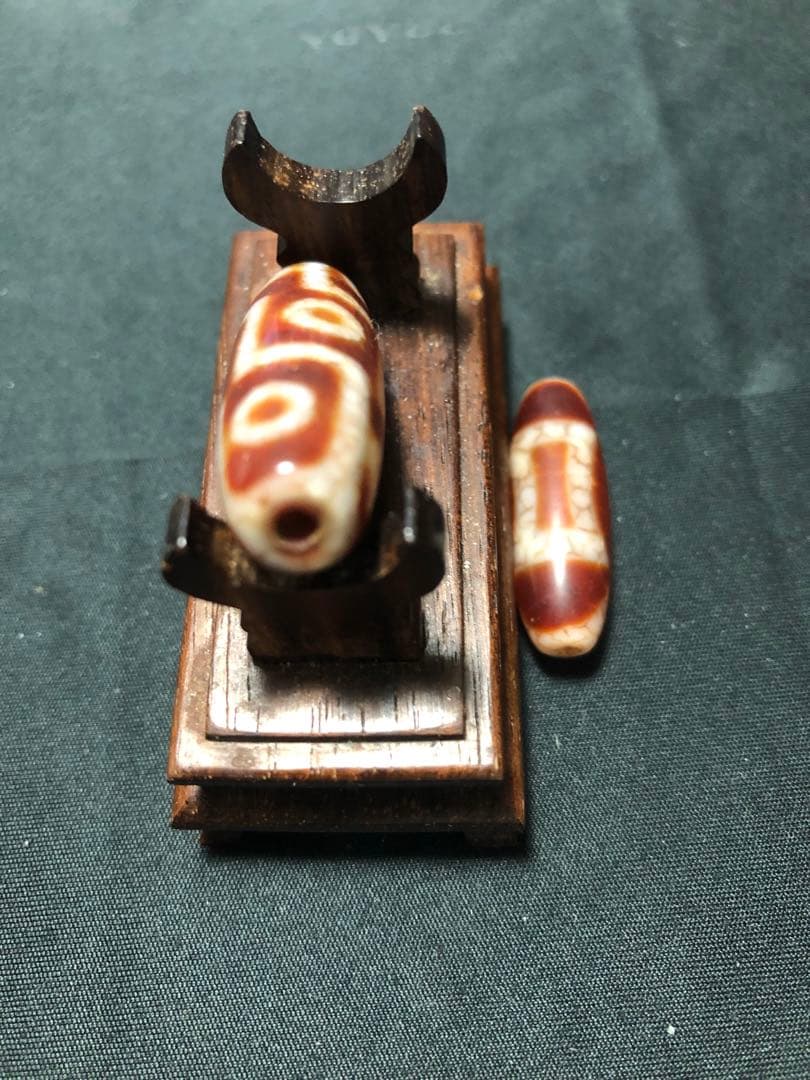 西蔵老礦九眼天珠、虎牙天地天珠セット