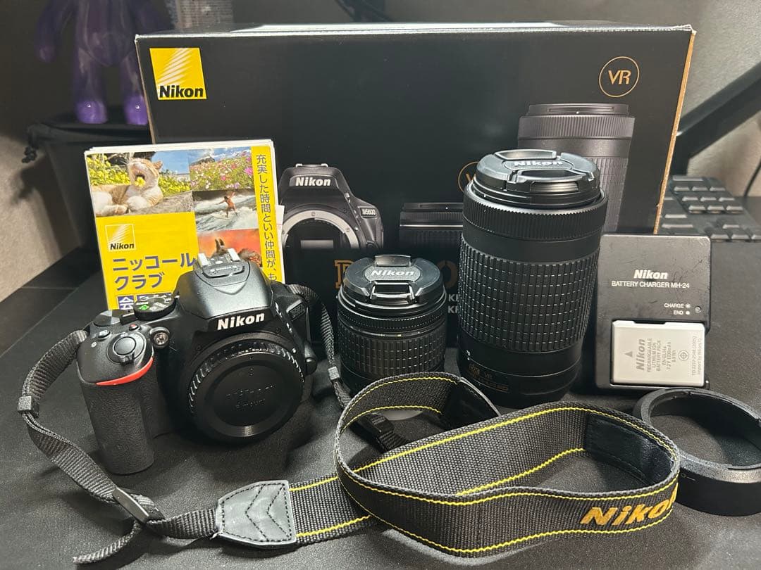 Nikon D5600 18-55mmレンズ＆70-300mmレンズセット