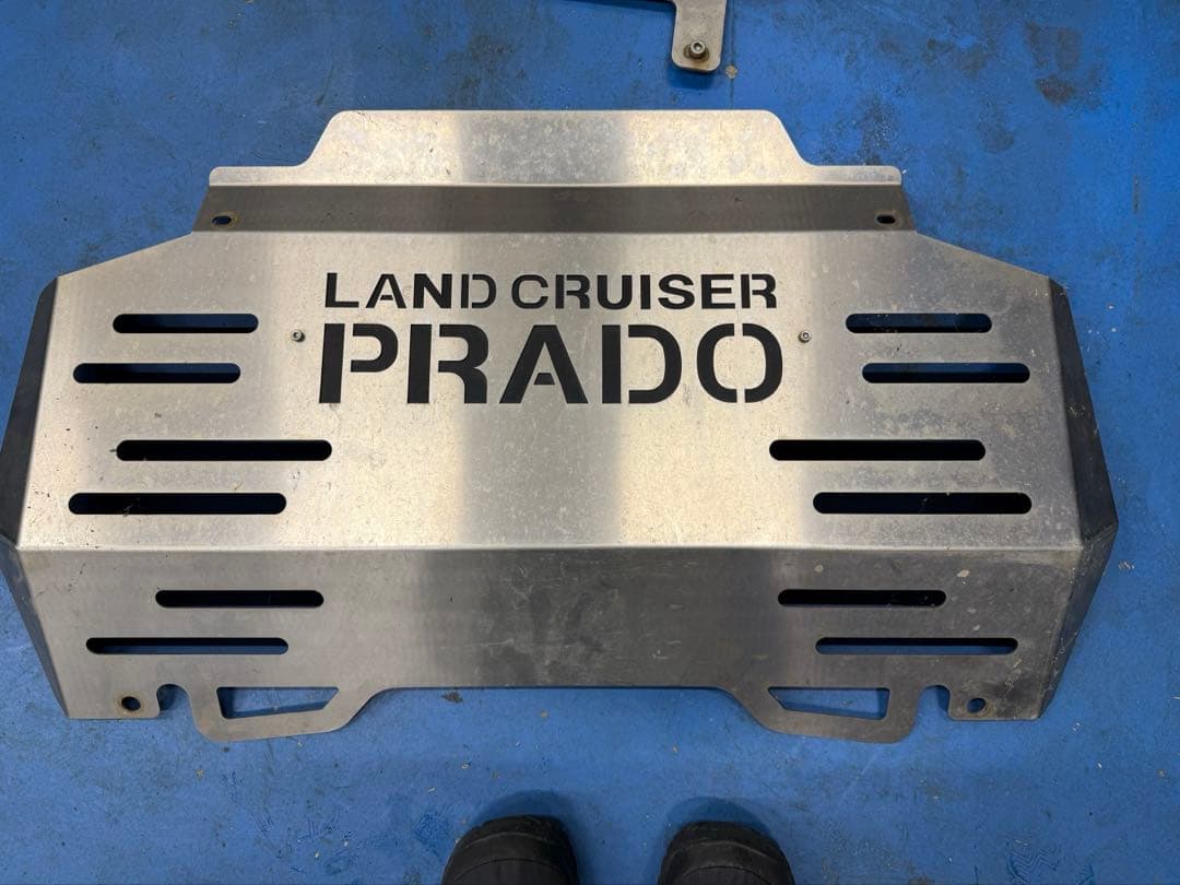 ランドクルーザー プラド バンパーガード