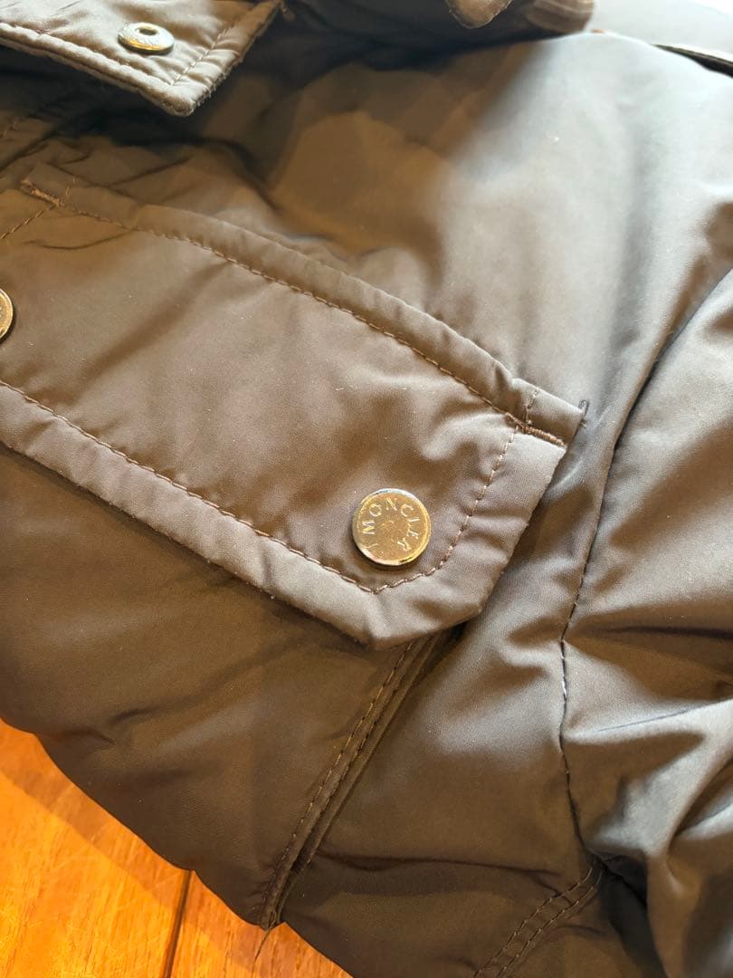 MONCLER GLADSTONE ダウンジャケット