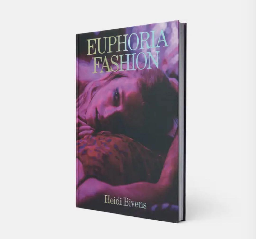 A24 EUPHORIA FASHION 本　アートブック 映画