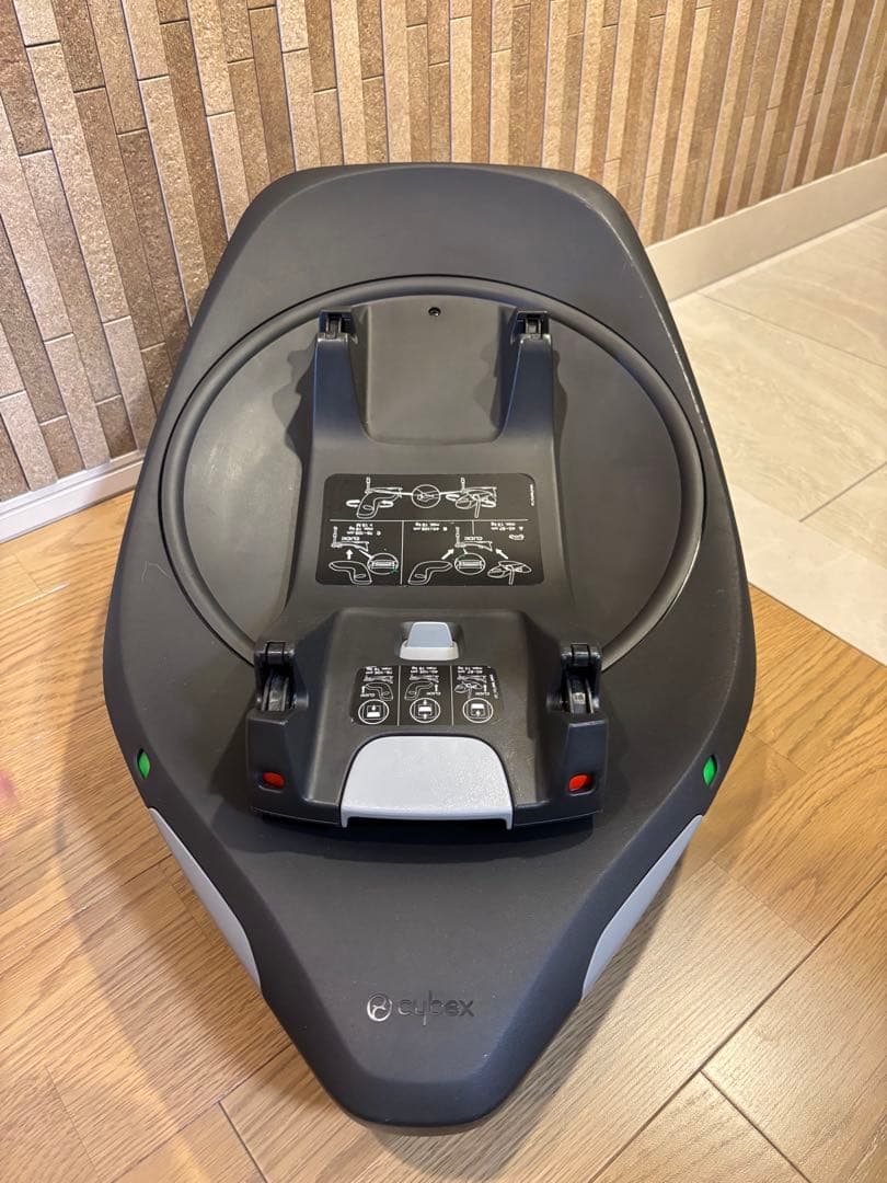 Cybex チャイルドシートベース　BASE G
