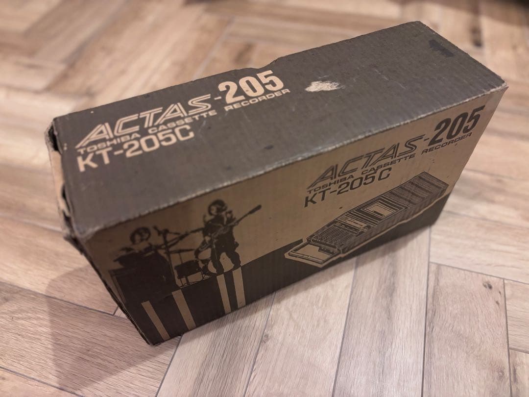 昭和レトロ TOSHIBA KT-205C カセットプレイヤー 実働 付属品多数