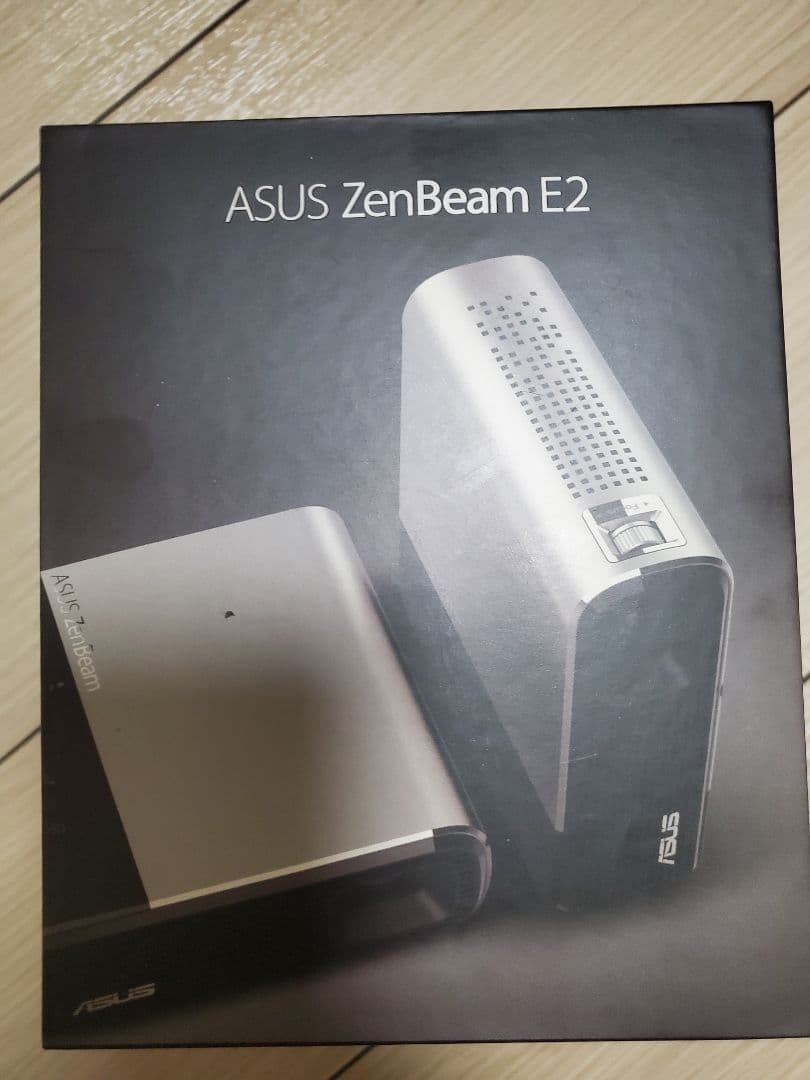プロジェクター ASUS ZenBeam E2