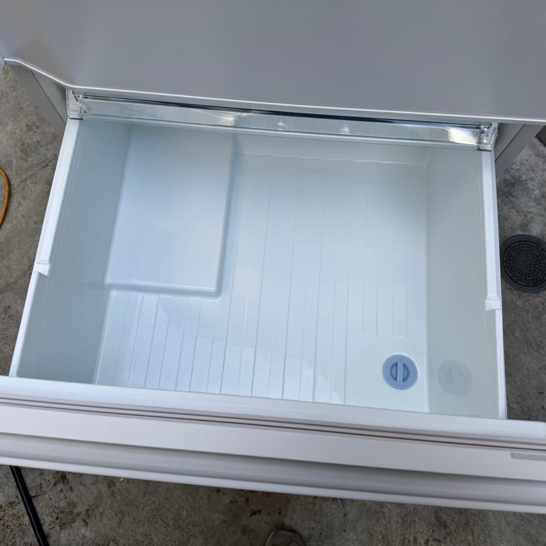 129⭐️2025年製★ほぼ新品★東芝　冷蔵庫　大型　3ドア　自動製氷　356L