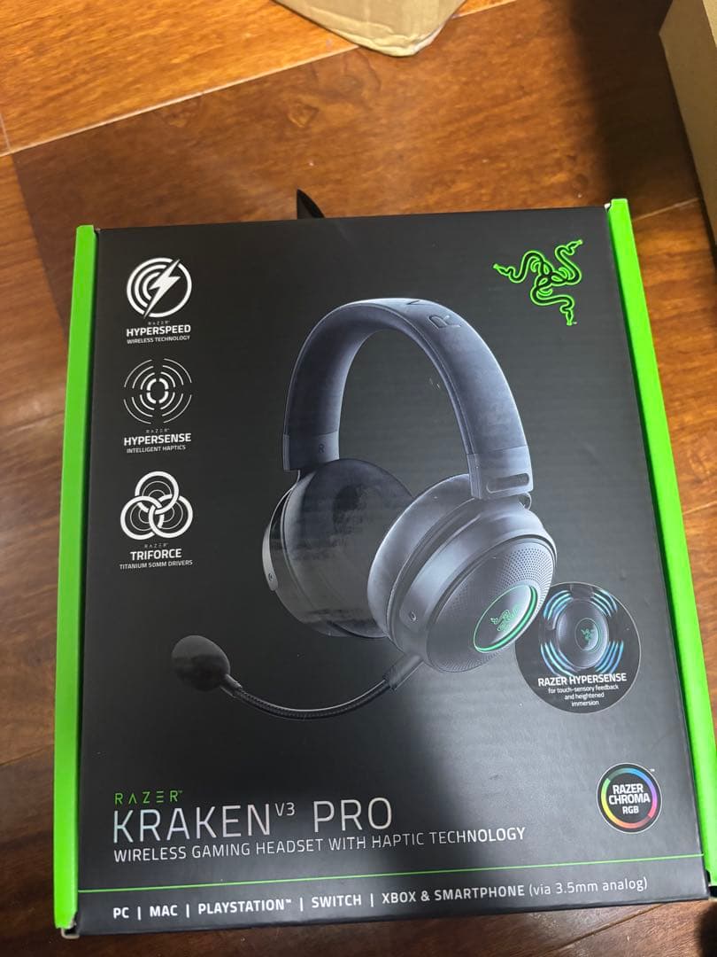 Razer Kraken V3 Pro ワイヤレスゲーミングヘッドセット