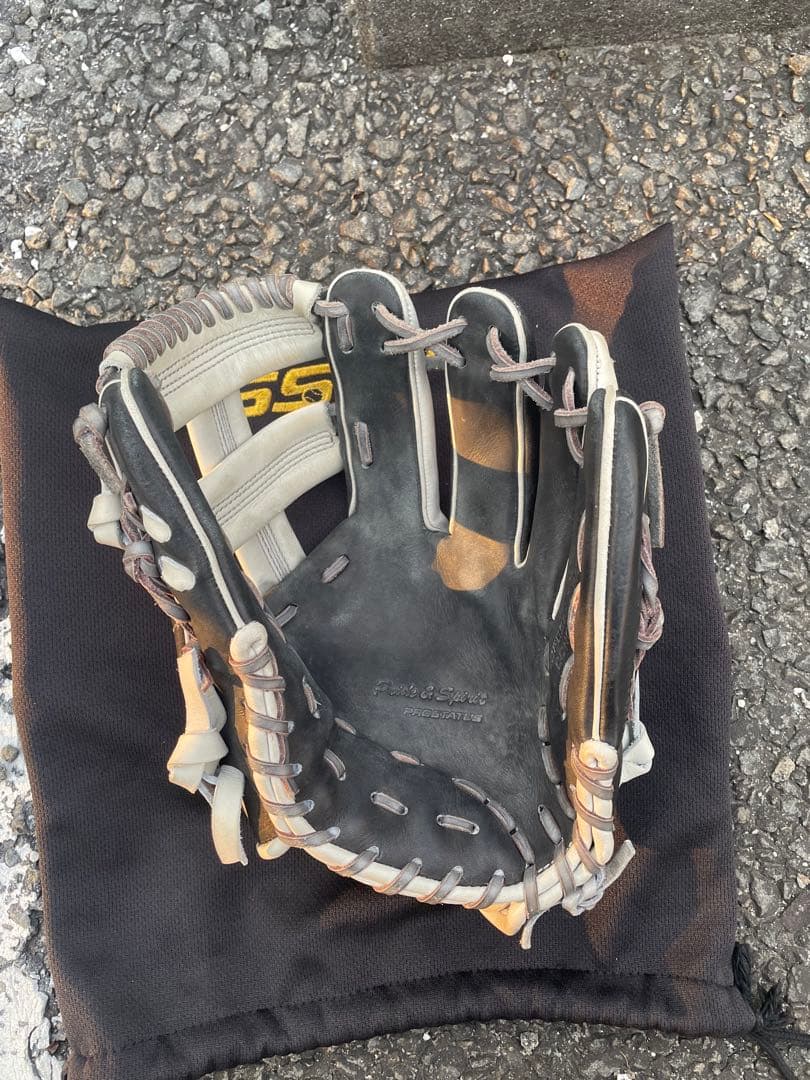 ねこ　ZETT 軟式　吉川尚輝モデル