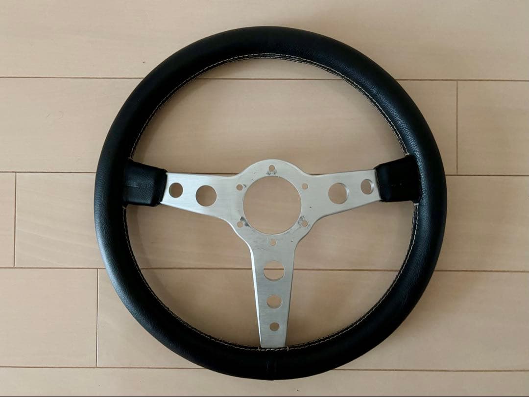 MOMO モモ ステアリング 350mm 14インチ