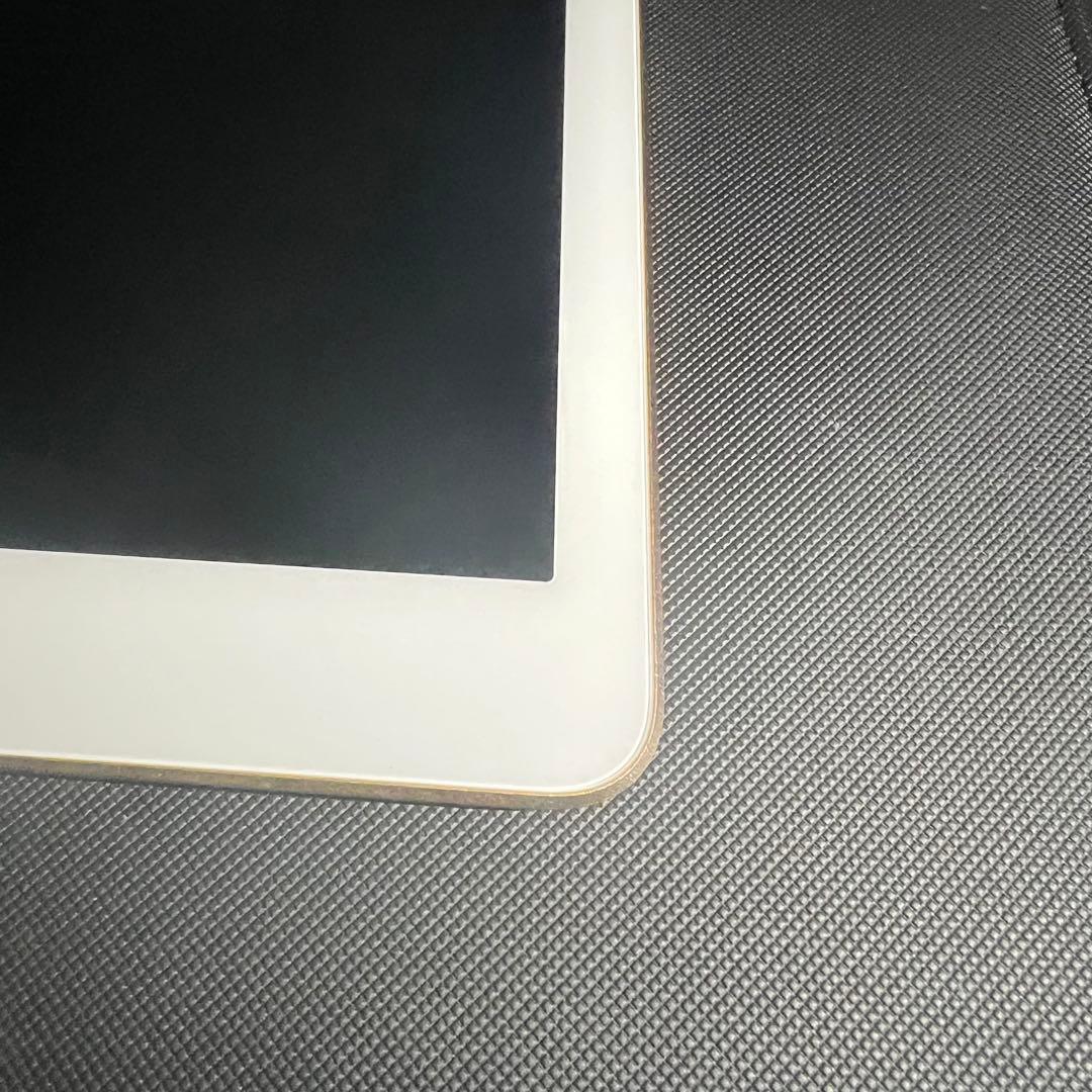 【美品】iPad 第5世代 128GB Wifi+Cellular版 ゴールド