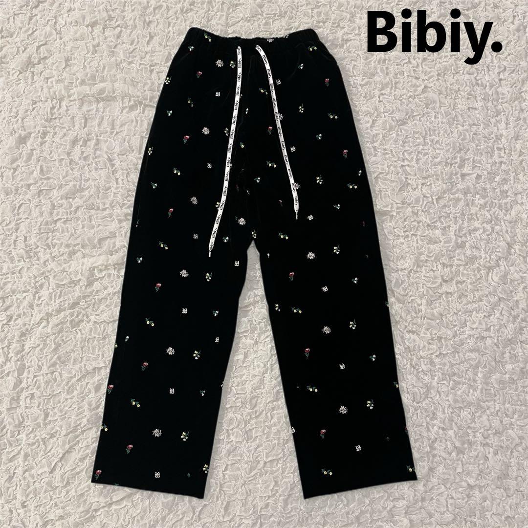 【新品未使用】Bibiy. 刺繍ベルベットパンツ ブラック