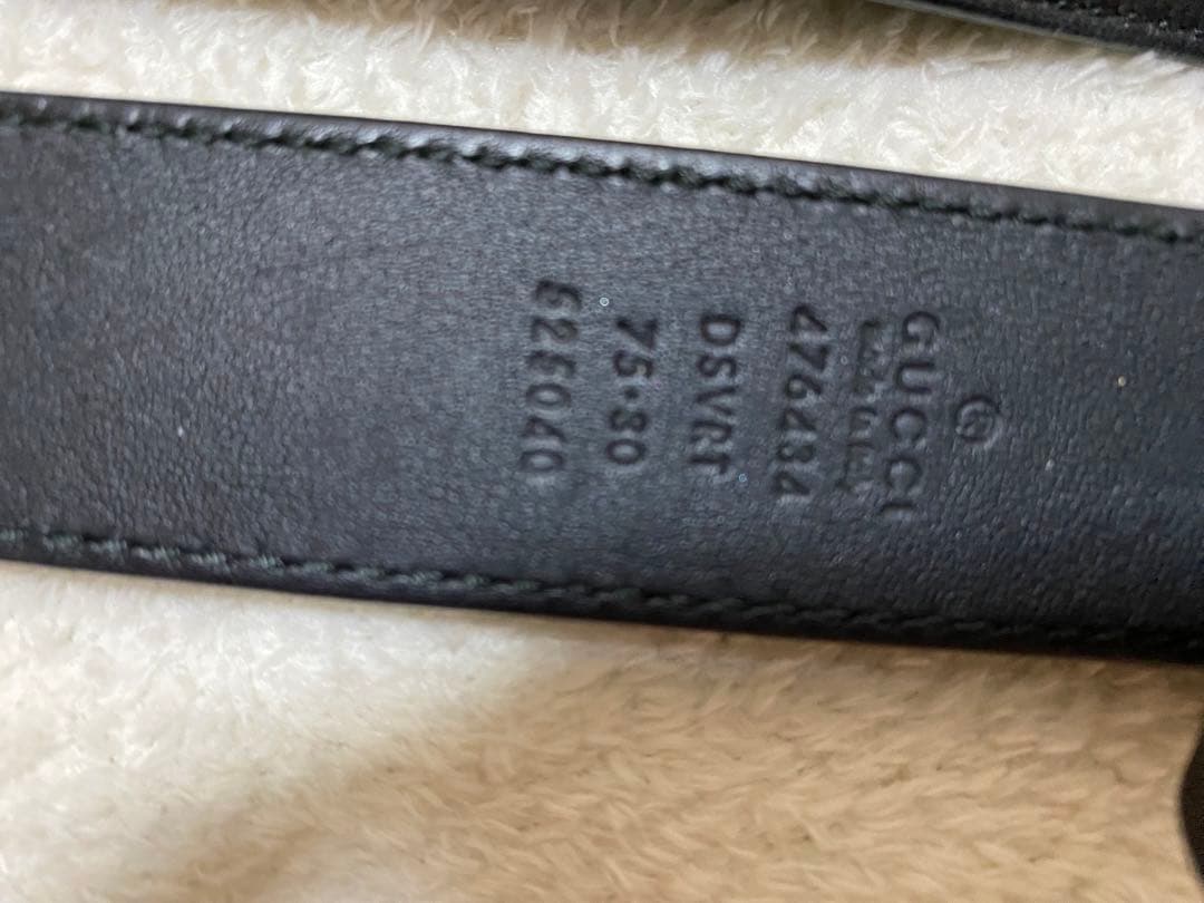 Gucci GGモーメントベルトバック