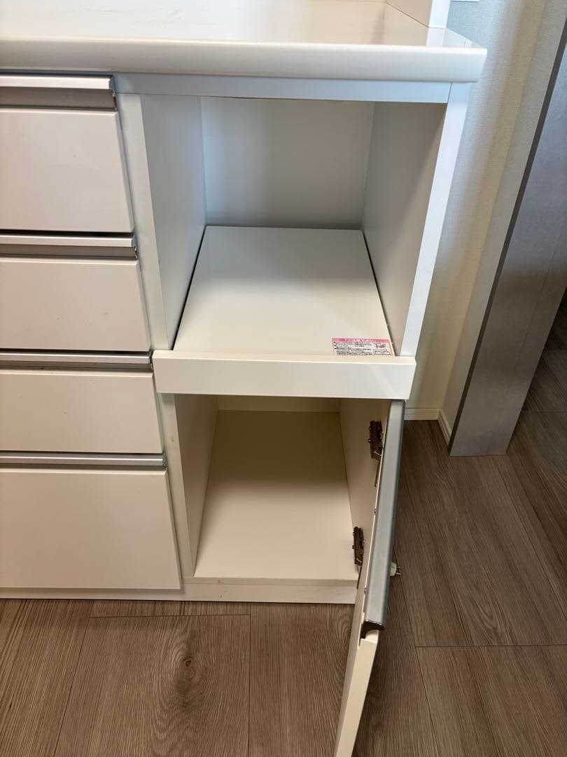 ケイティ【送料込み】ニトリ　キッチンボード　カップボード　食器棚