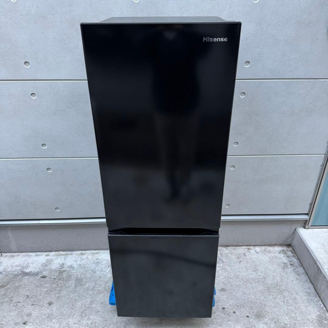 105⭐️2023年製★ハイセンス　冷蔵庫　大型175L　黒　ブラック　一人暮らし