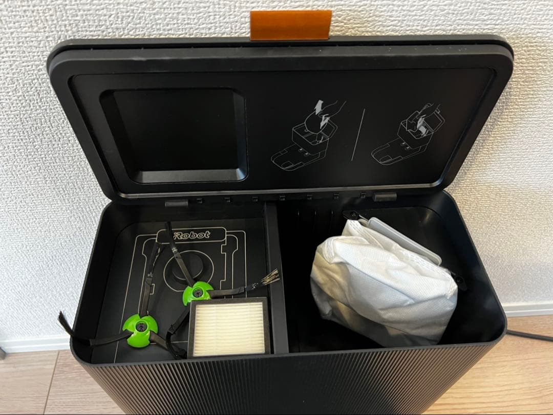 iRobot Roomba J7+ ロボット掃除機