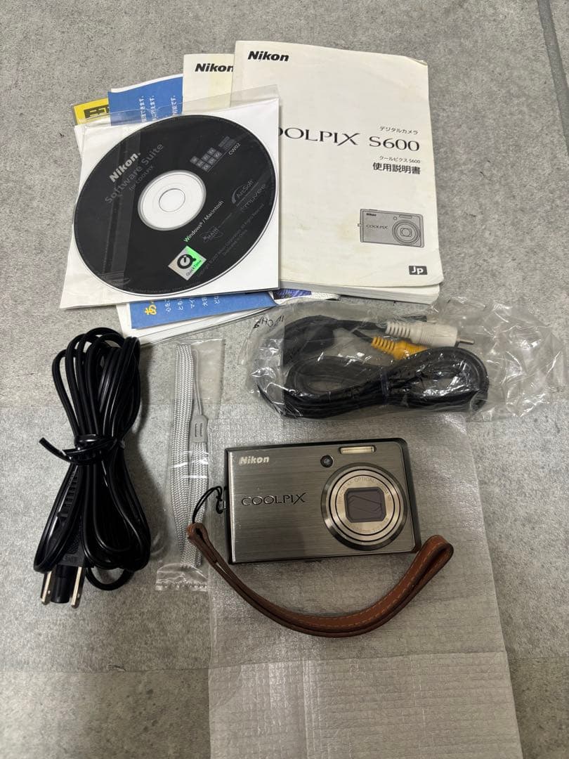 Nikon COLLPIX クールピクス　S600 デジカメ