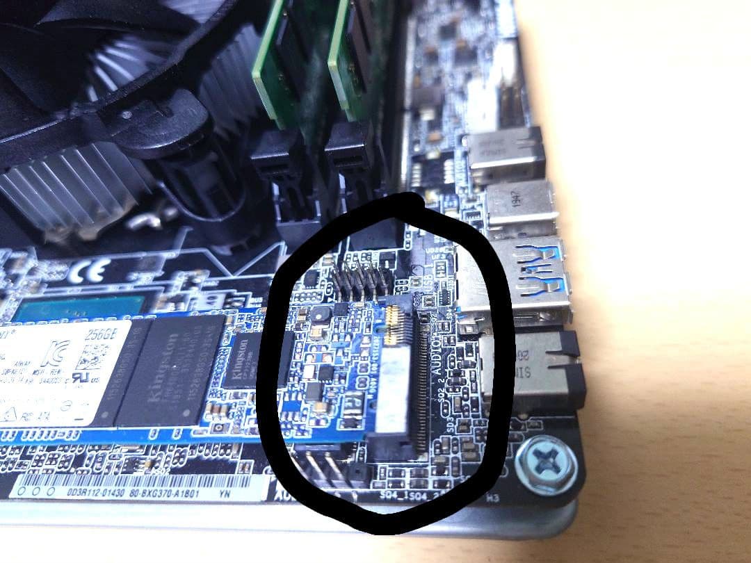 ジャンク品DeskMini 310 ark hive